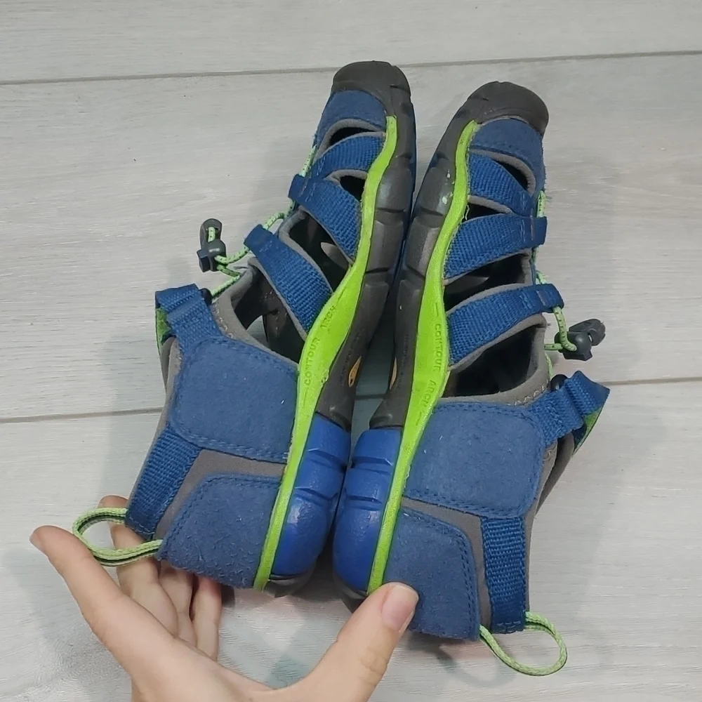 Keen Boys Outdoor Fishermen Newport Waterproof Sandals Shoes sz 2